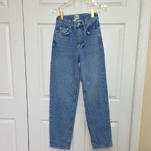 Urban Outfitters BDG Light Blue High-Rise Jeans